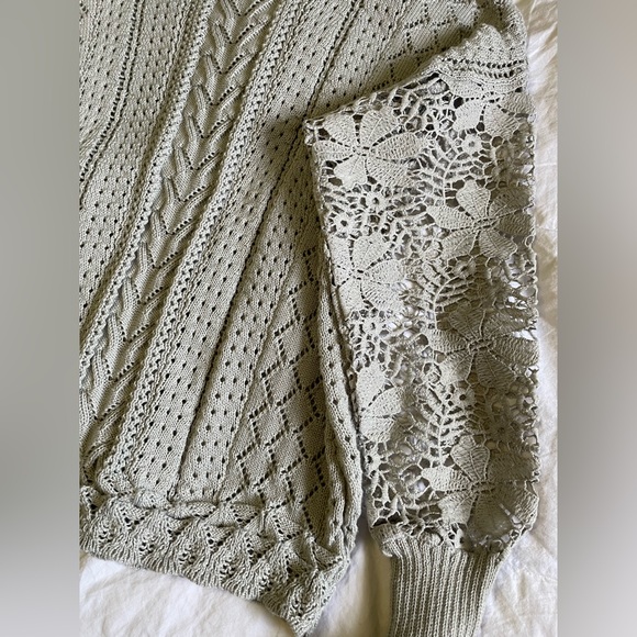 Light Gray Crochet Sleeve Cable Knit Women’s Sweater - Picture 8 of 14